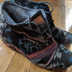 Toms Aztec Jacquard Desert Wedge Ankle Booties